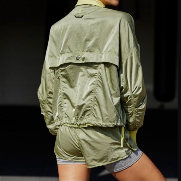 Host Pick! ❤️🎉🎀 BNWOT Free People Movement Opal Windbreaker Jacket - Picture 5 of 12